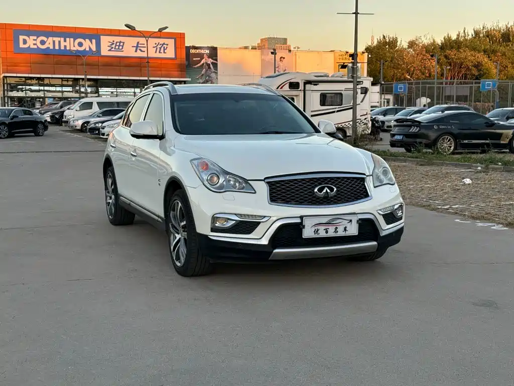 Infiniti QX50 — миниатюра 3
