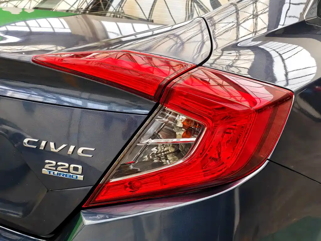 Honda Civic — миниатюра 14