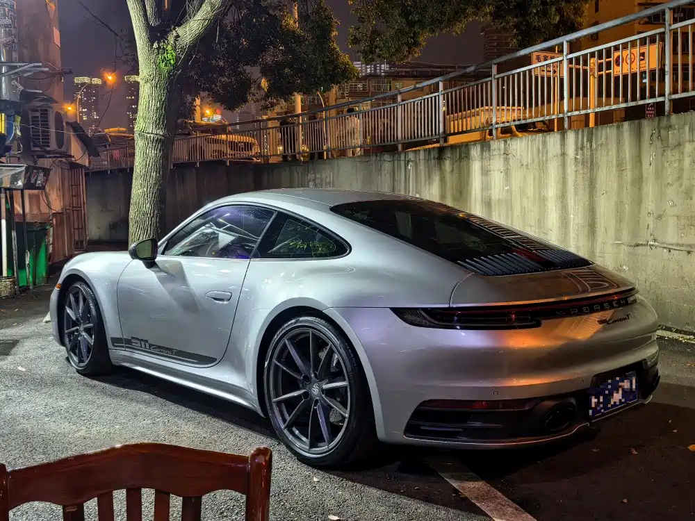 Porsche 911 2023 Carrera T 3.0T