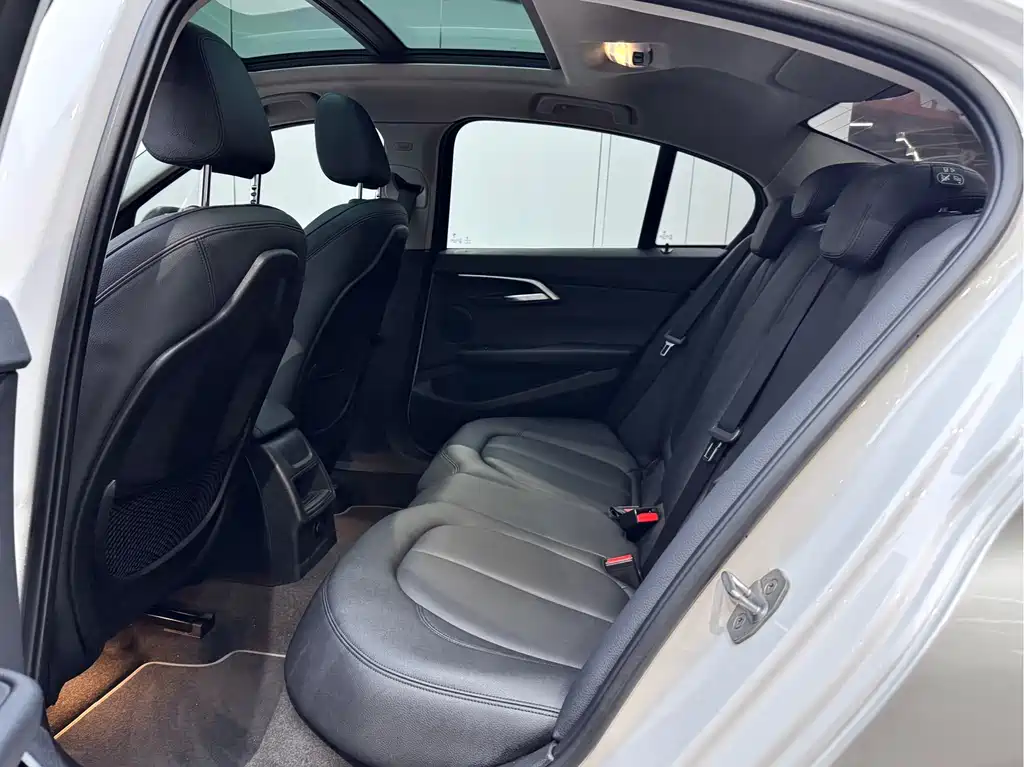 BMW 1 Series 1 2018 118i Sport