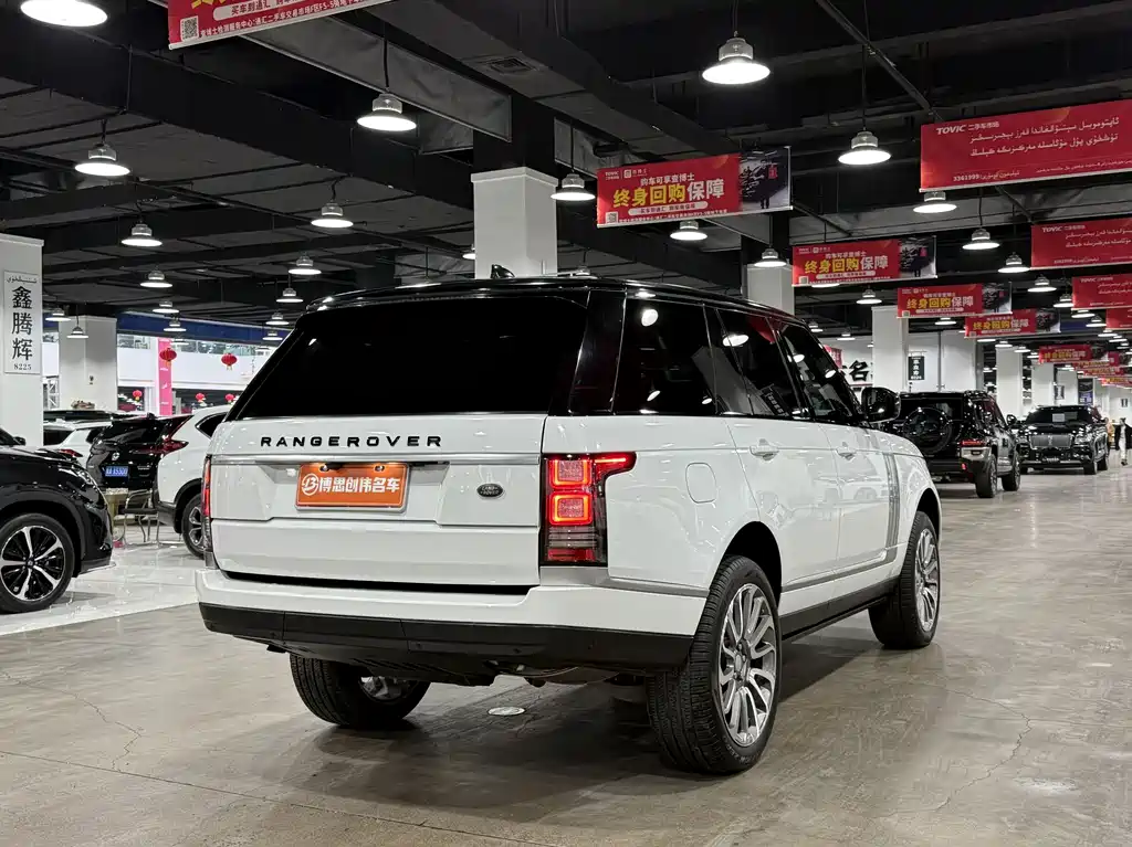 Land Rover Range Rover — миниатюра 9