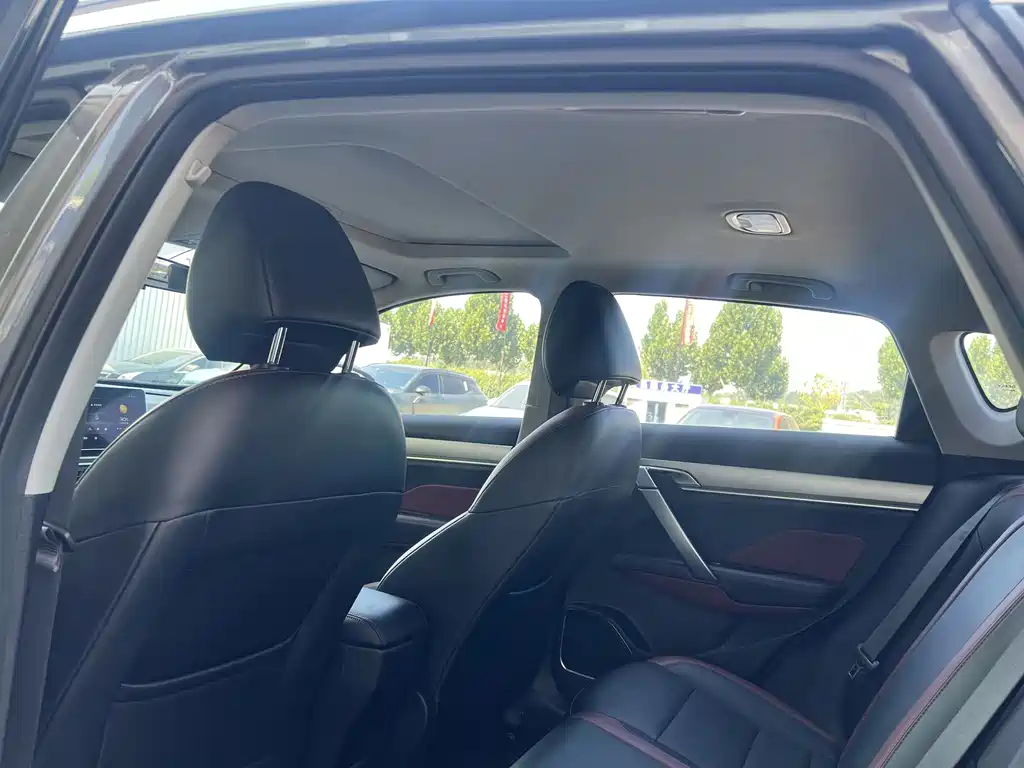 Geely Binyue 2021 1.4T DCT