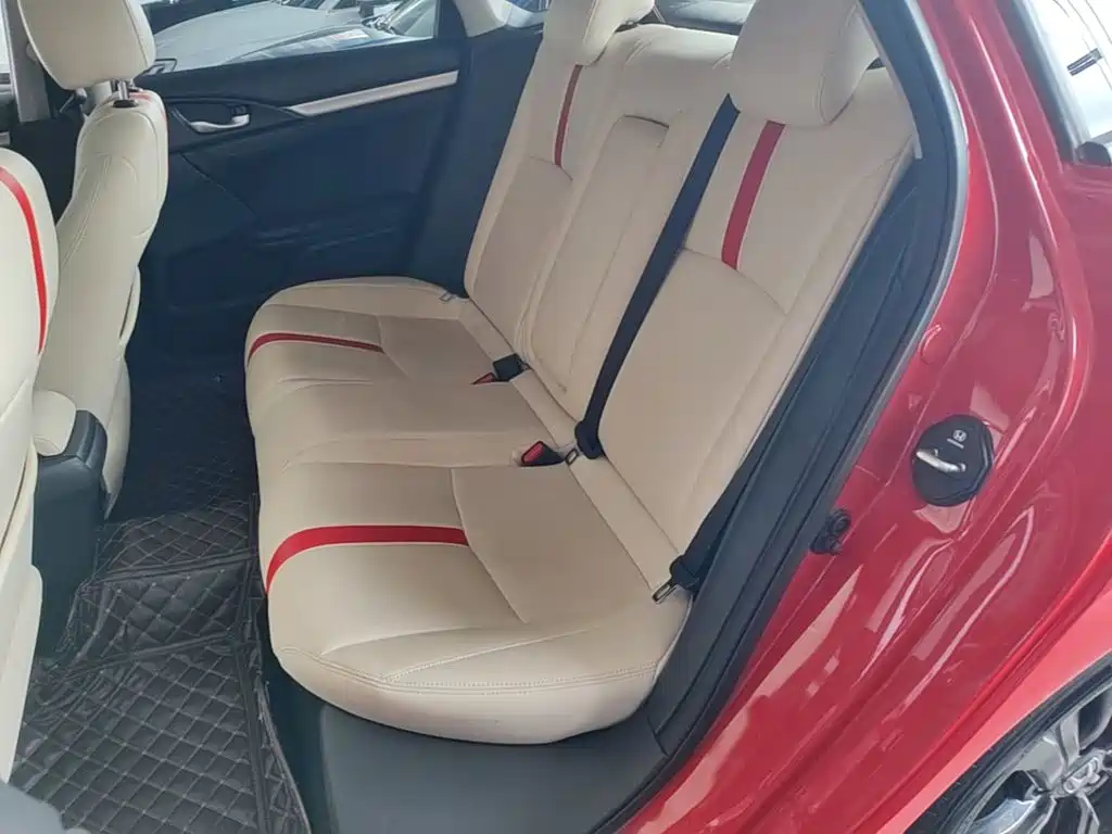 Honda Civic — миниатюра 17