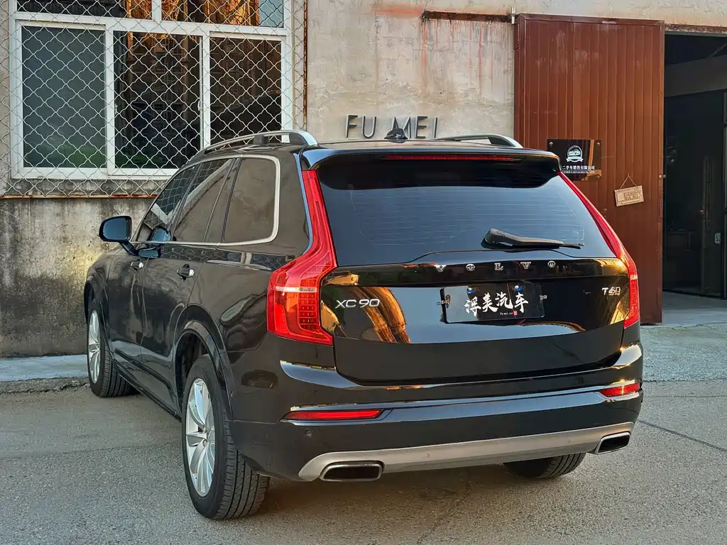 Volvo XC90 — миниатюра 6