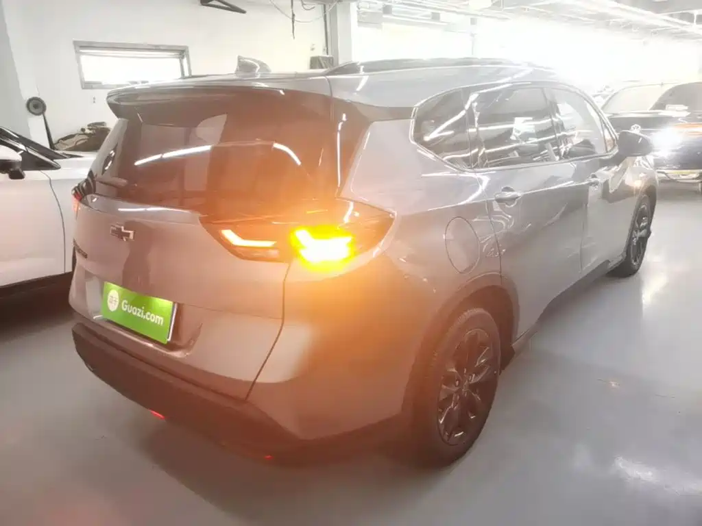 Chevrolet Volando — миниатюра 7