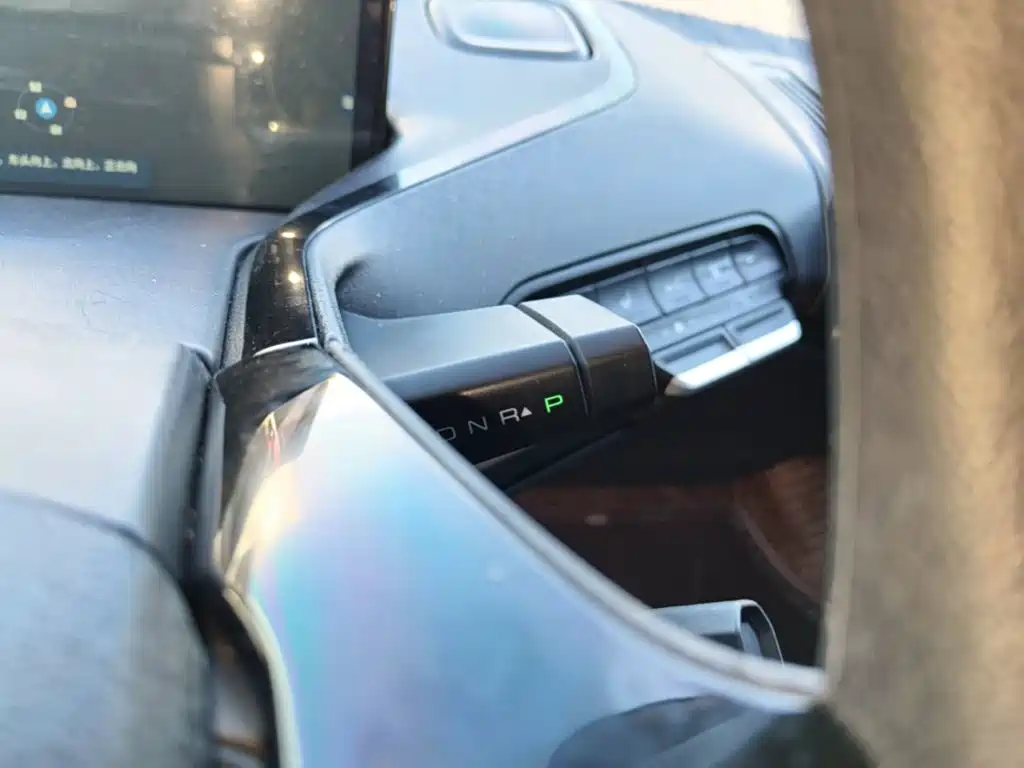 Baojun KiWi EV — миниатюра 14