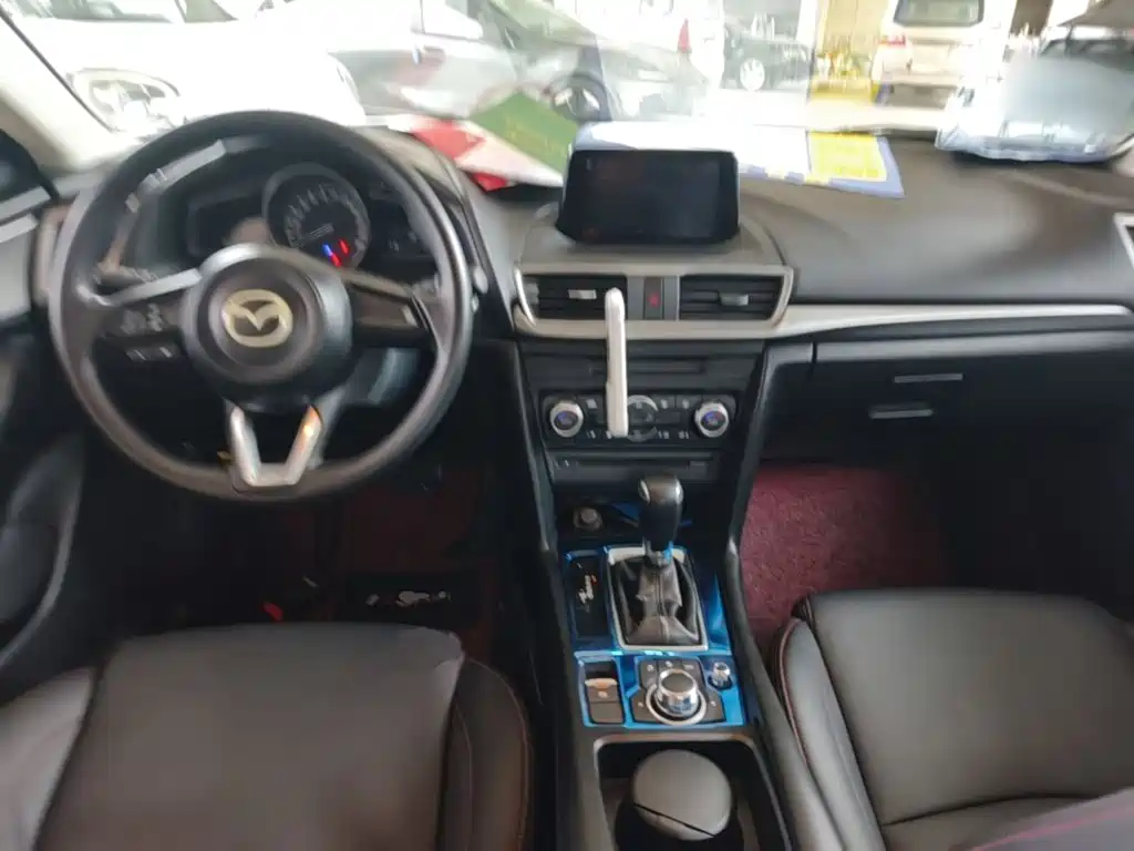 Mazda 3 Axela — миниатюра 10