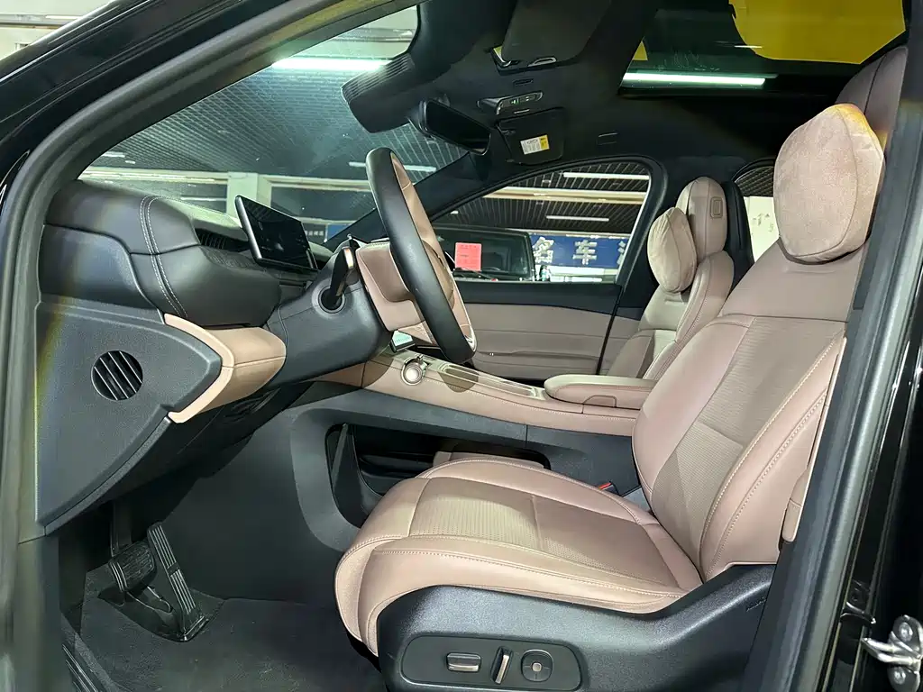 NIO ES6 — миниатюра 7