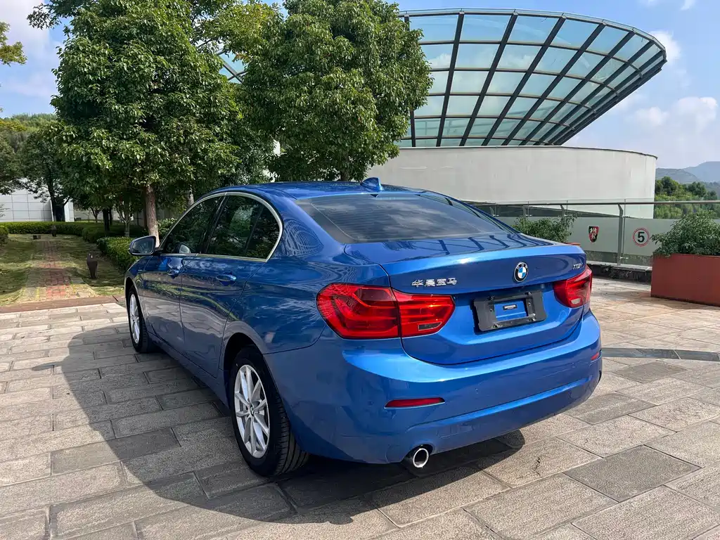 BMW 1 Series — миниатюра 13