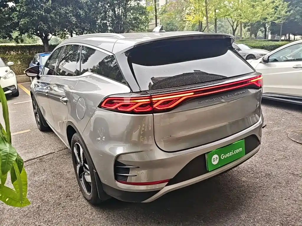 BYD Tang PHEV 2024 — фото 4