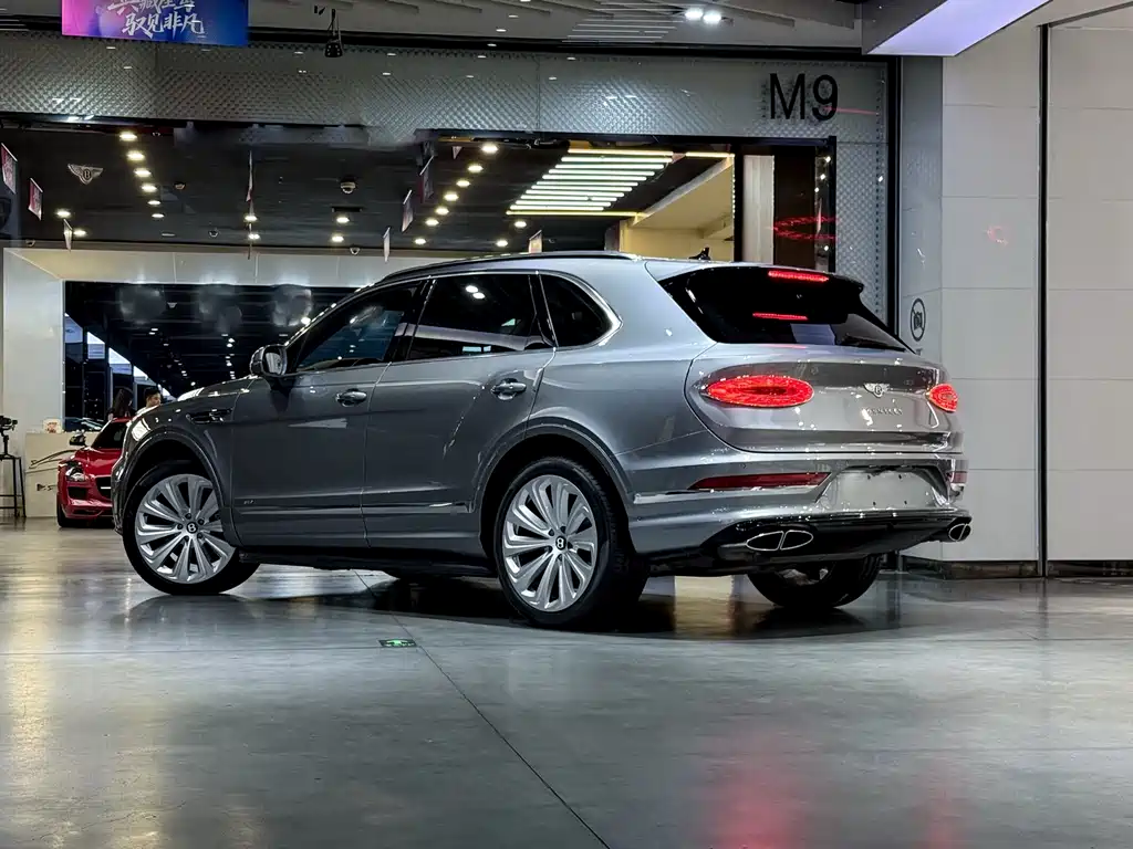 Bentley Bentayga 2021 4.0T V8