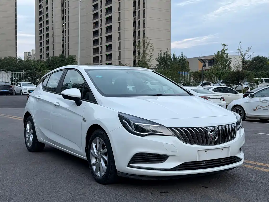 Buick Verano — миниатюра 3