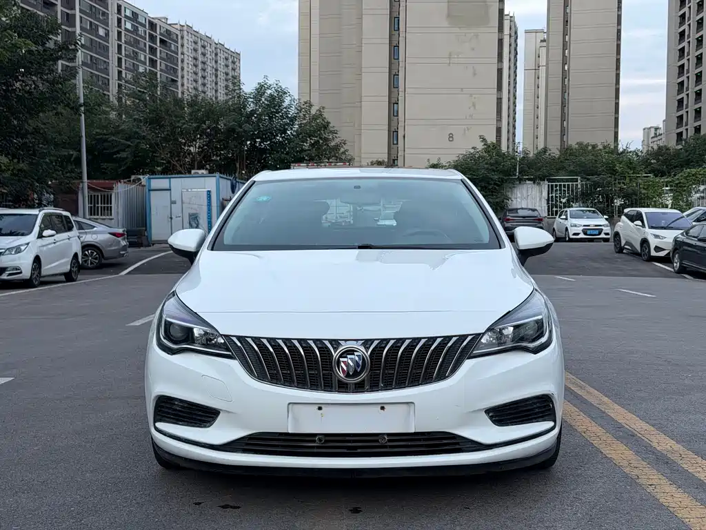 Buick Verano — миниатюра 2