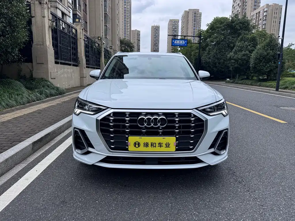 Audi Q3 — миниатюра 2