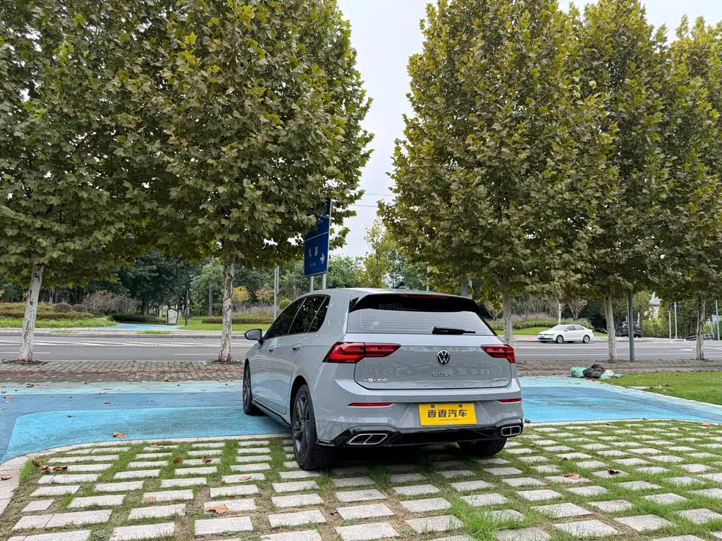 Volkswagen Golf — миниатюра 4