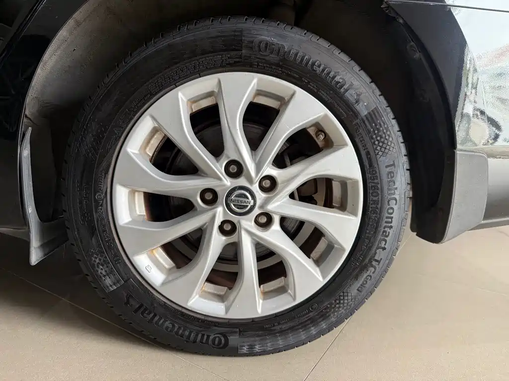 Nissan Sylphy — миниатюра 7