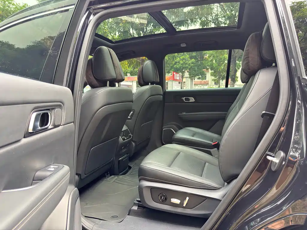 Li Auto Li ONE — миниатюра 17