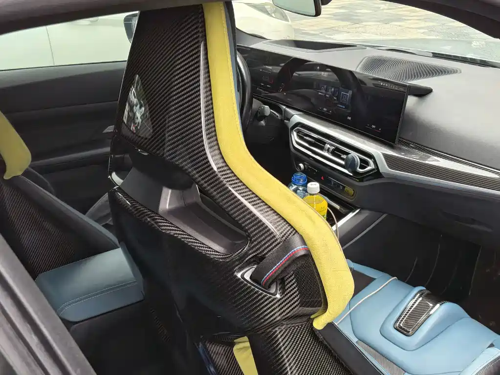 BMW M4 — миниатюра 8