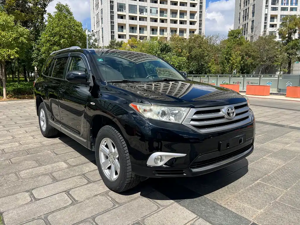 Toyota Highlander — миниатюра 3