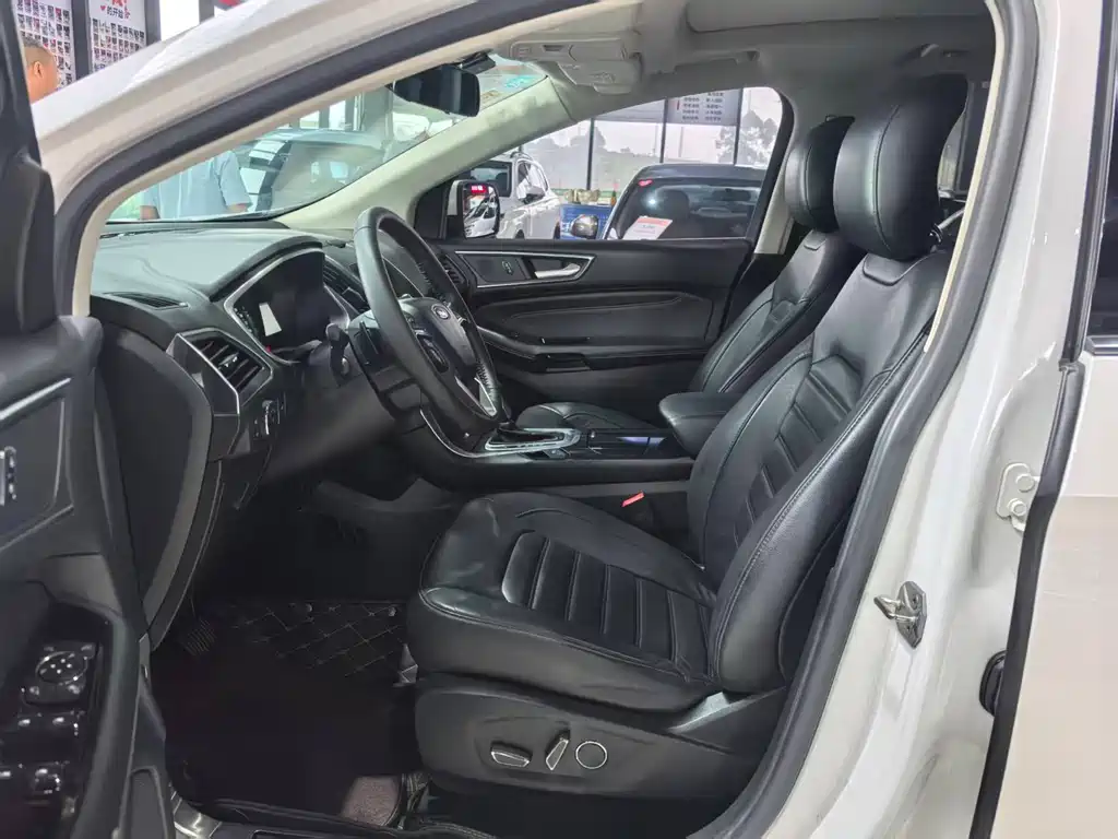 Ford Edge 2018 EcoBoost 245 7 мест V