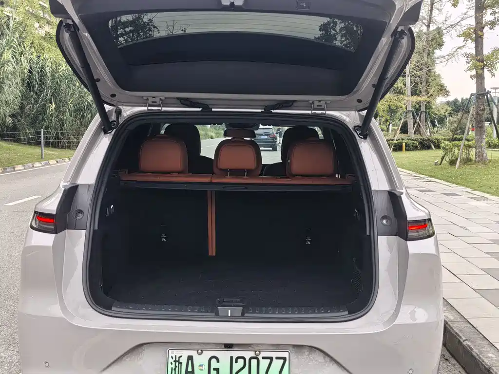 Li Auto Li L6 — миниатюра 12