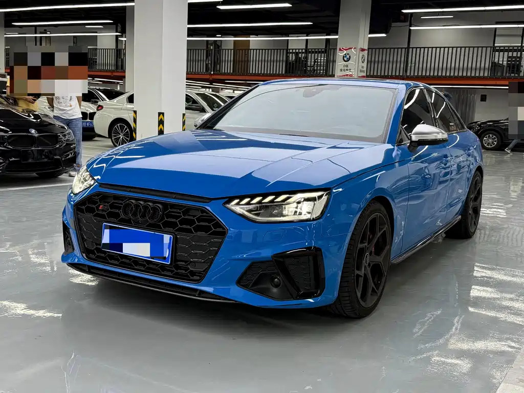 Audi S4