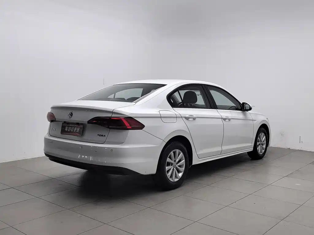 Volkswagen Bora — миниатюра 2