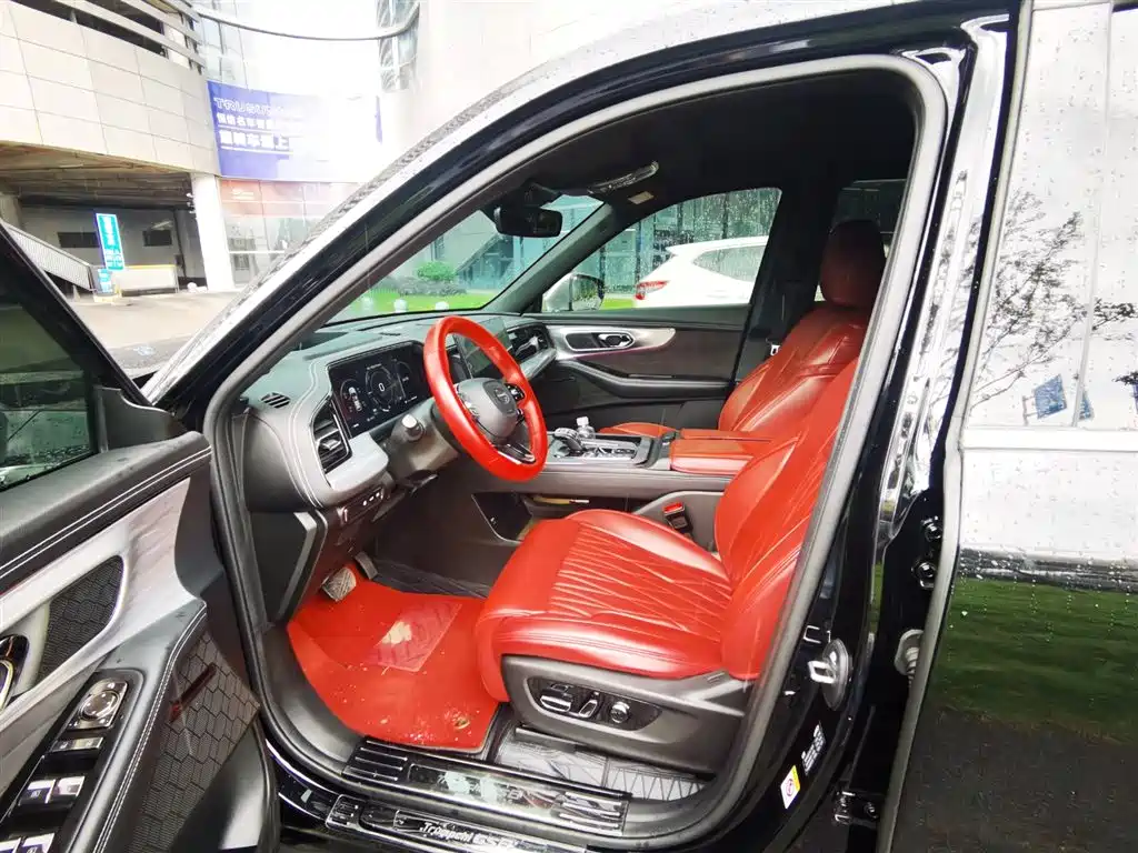 GAC GS8 2022 2.0TM Luxury （ мест）