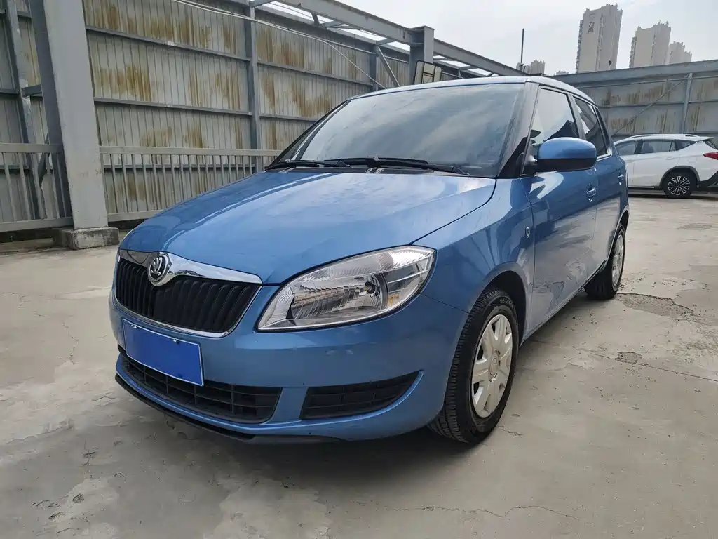Купить Skoda Fabia