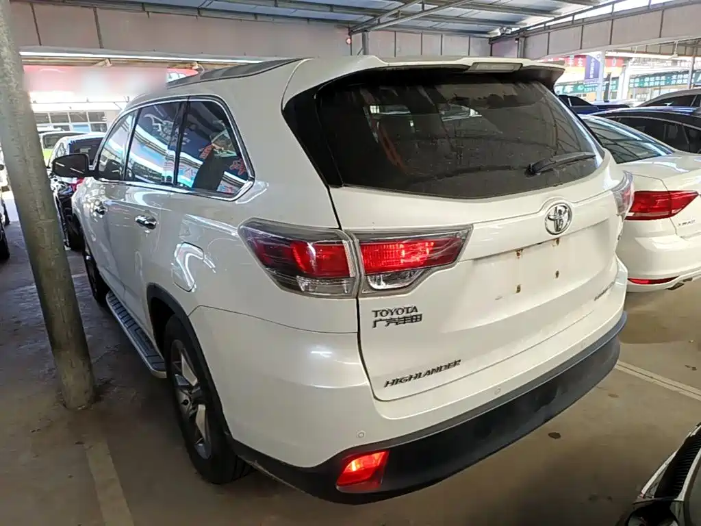 Toyota Highlander — миниатюра 5