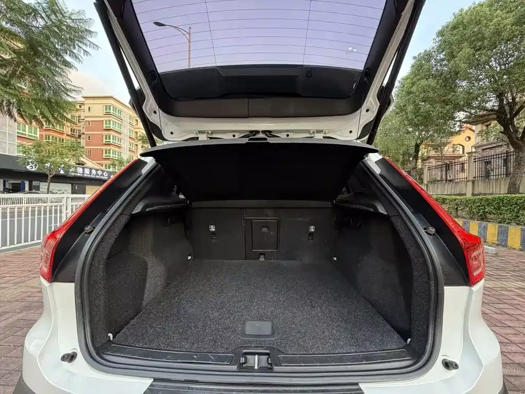 Volvo XC40 2021 T4 Luxury
