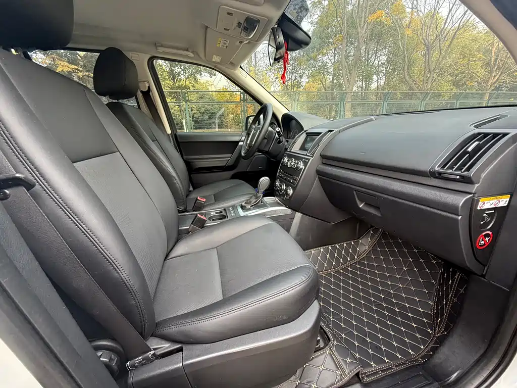 Land Rover Freelander 2 2.2T SD4 S Diesel Edition, фото 9