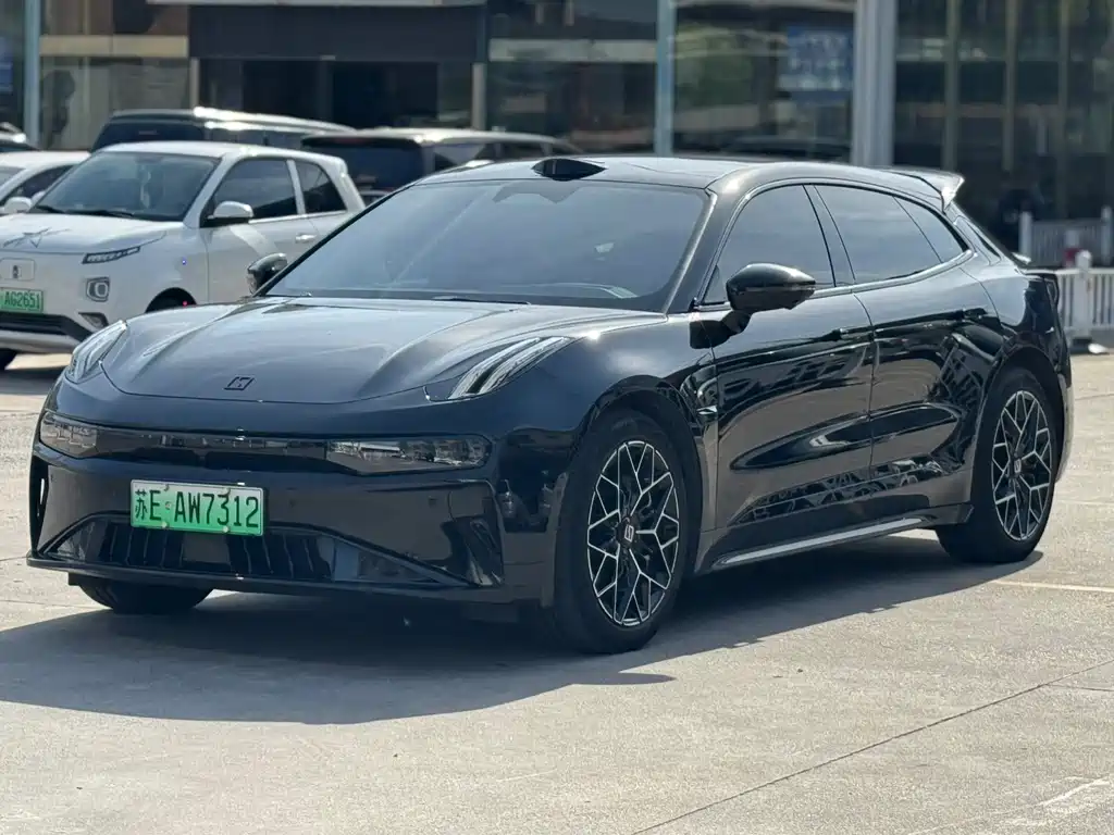 Zeekr 001