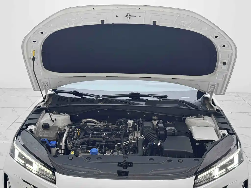 Changan Yida — миниатюра 7