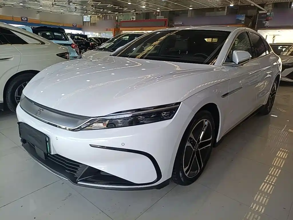 BYD Han — миниатюра 2