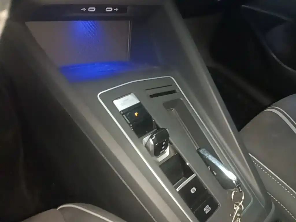 Volkswagen Golf — миниатюра 14