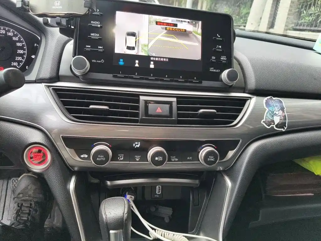 Honda Accord — миниатюра 6