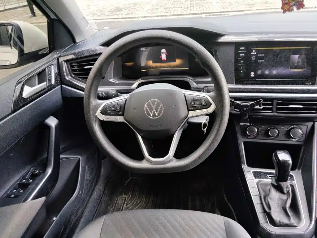 Volkswagen Lavida — миниатюра 3
