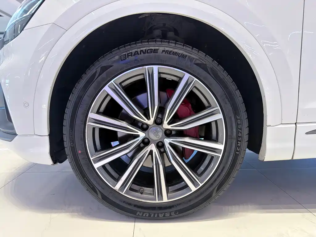 Audi Q8 — миниатюра 4