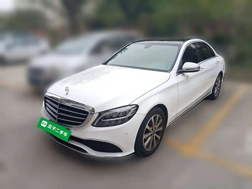 Mercedes-Benz C-Class 2022