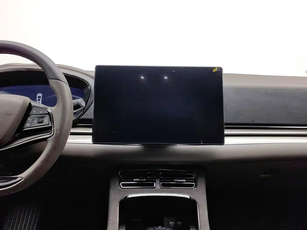 BYD Han — миниатюра 12