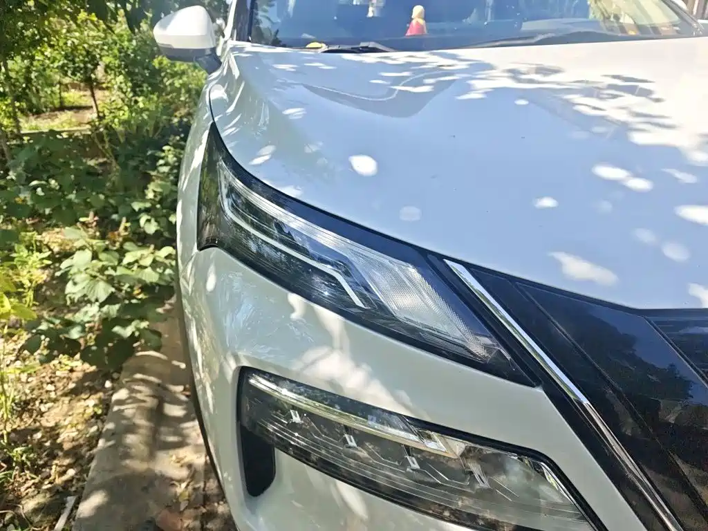 Nissan X-Trail — миниатюра 7