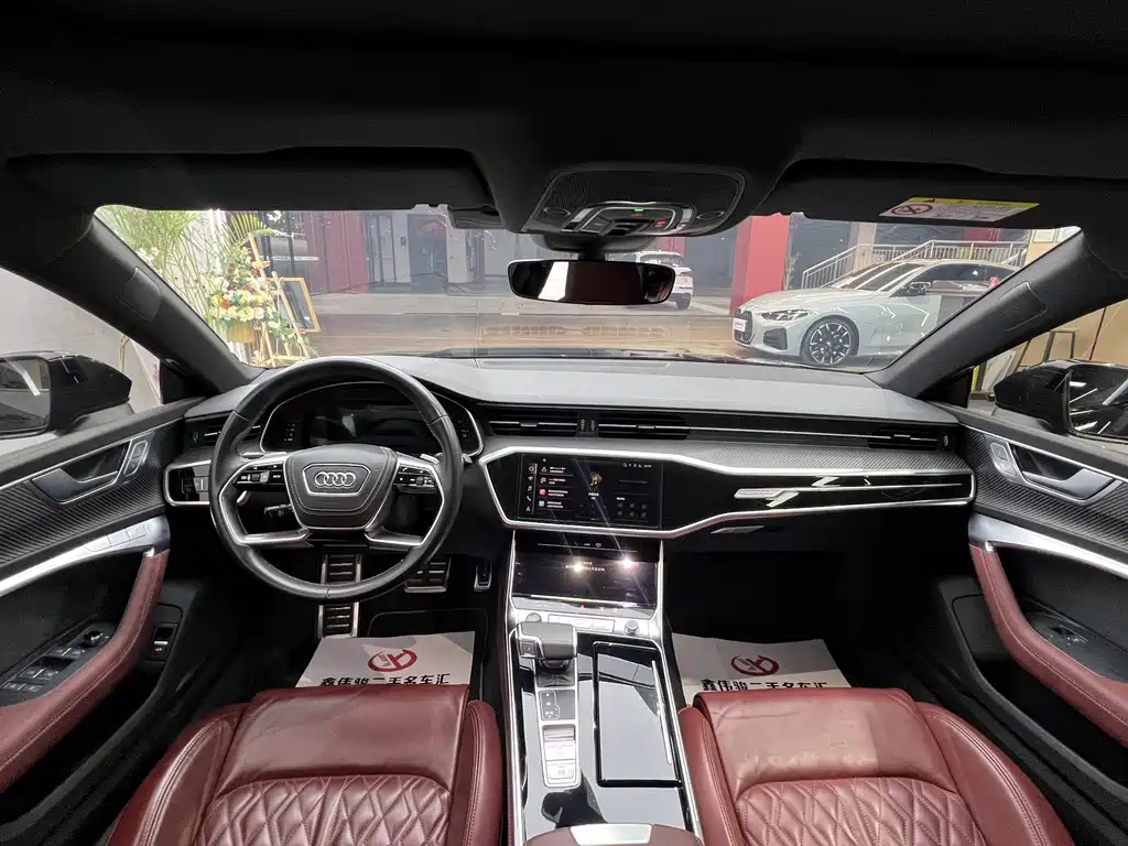 Audi A7L 2024 45 TFSI quattro