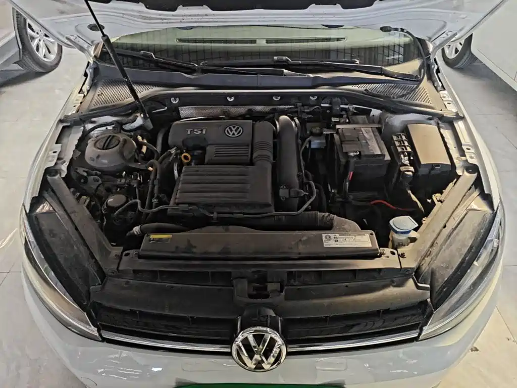 Volkswagen Golf — миниатюра 20