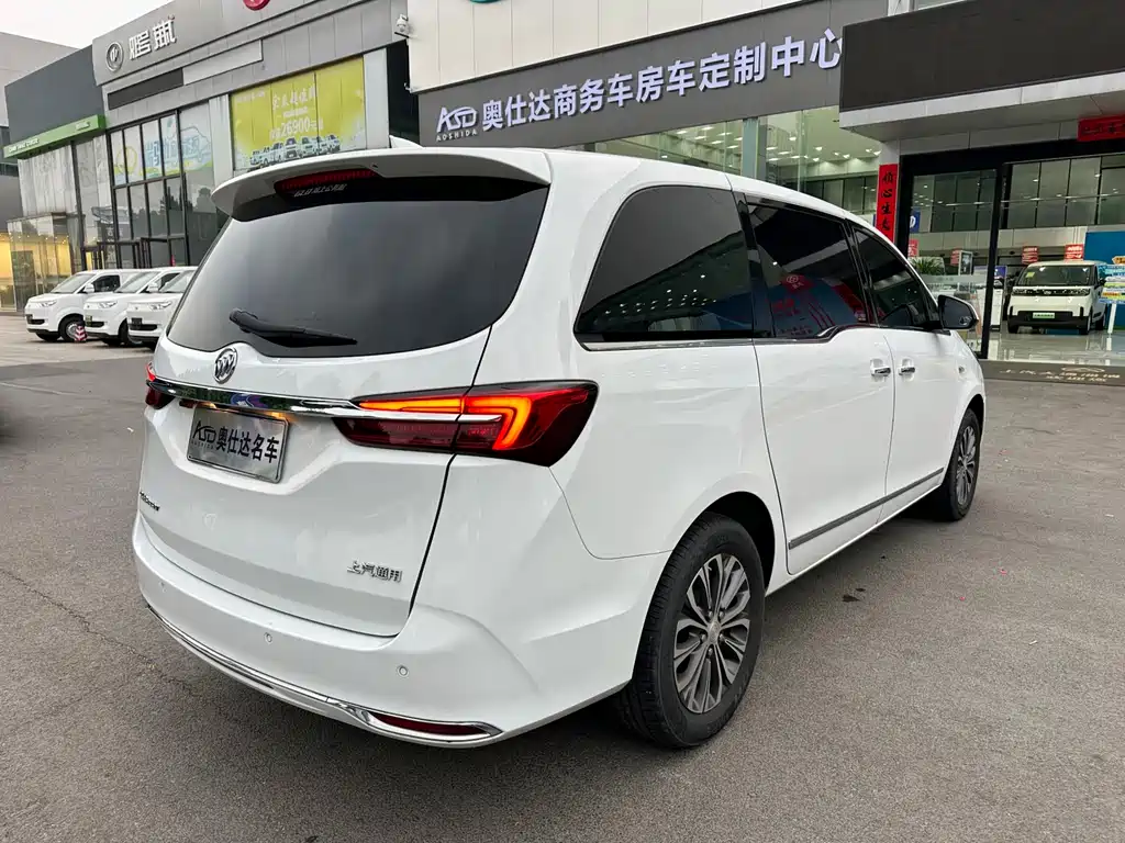 Buick GL8 2021 652T Luxury