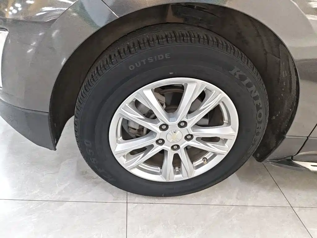 Chevrolet Equinox — миниатюра 23