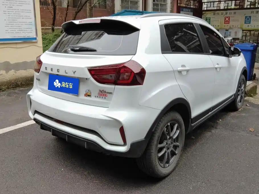 Geely Vision X3 — миниатюра 3