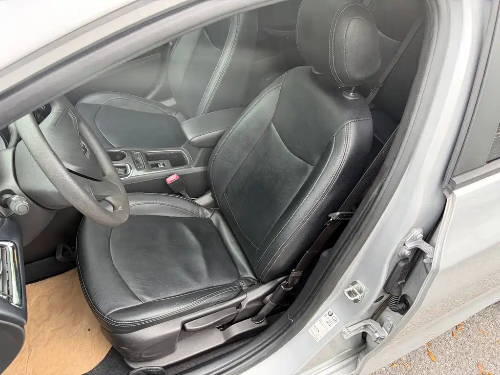 Chevrolet Cruze — миниатюра 11