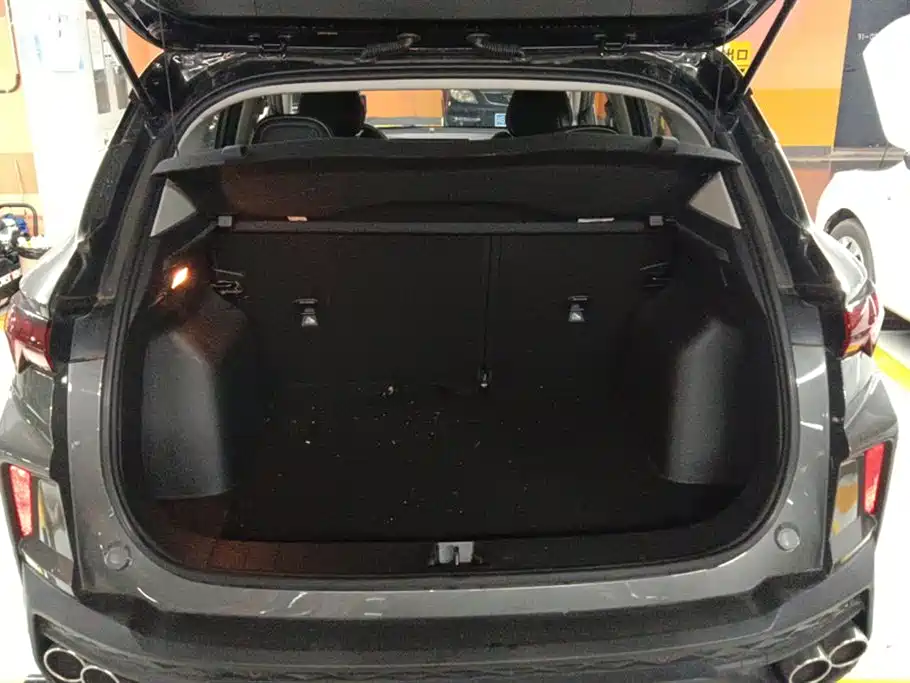 GEELY AUTOMOBILE BINYUE