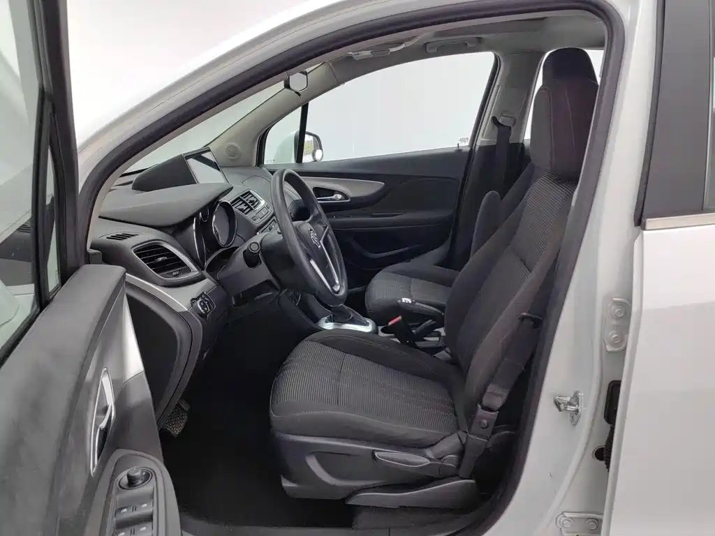 Buick Encore — миниатюра 10